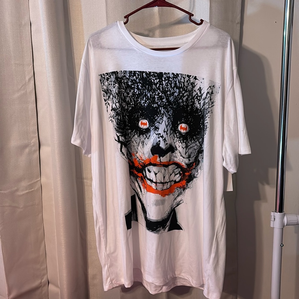 NWT Rare Joker Batman Eyes 2XL T Shirt